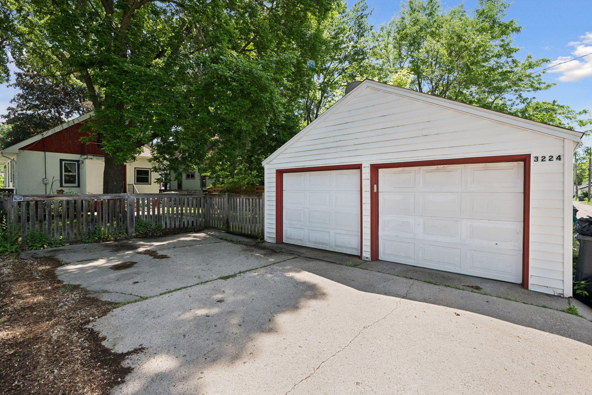 Homes for sale in Minneapolis, MN | 3224 36th Ave S, Minneapolis, MN 55406 | MLS# 7084705