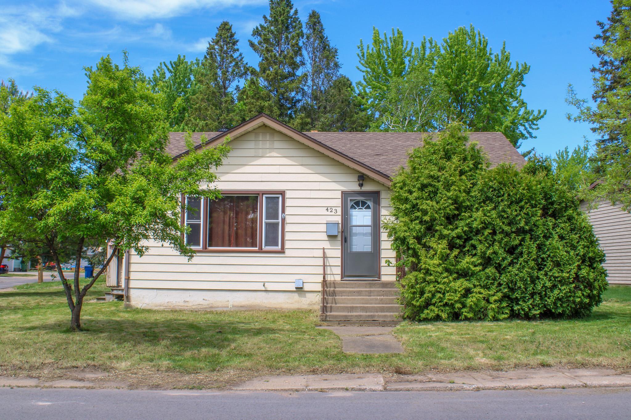 Homes for sale in Hibbing, MN | 423 38th St E, Hibbing, MN 55746 | MLS# 7084897