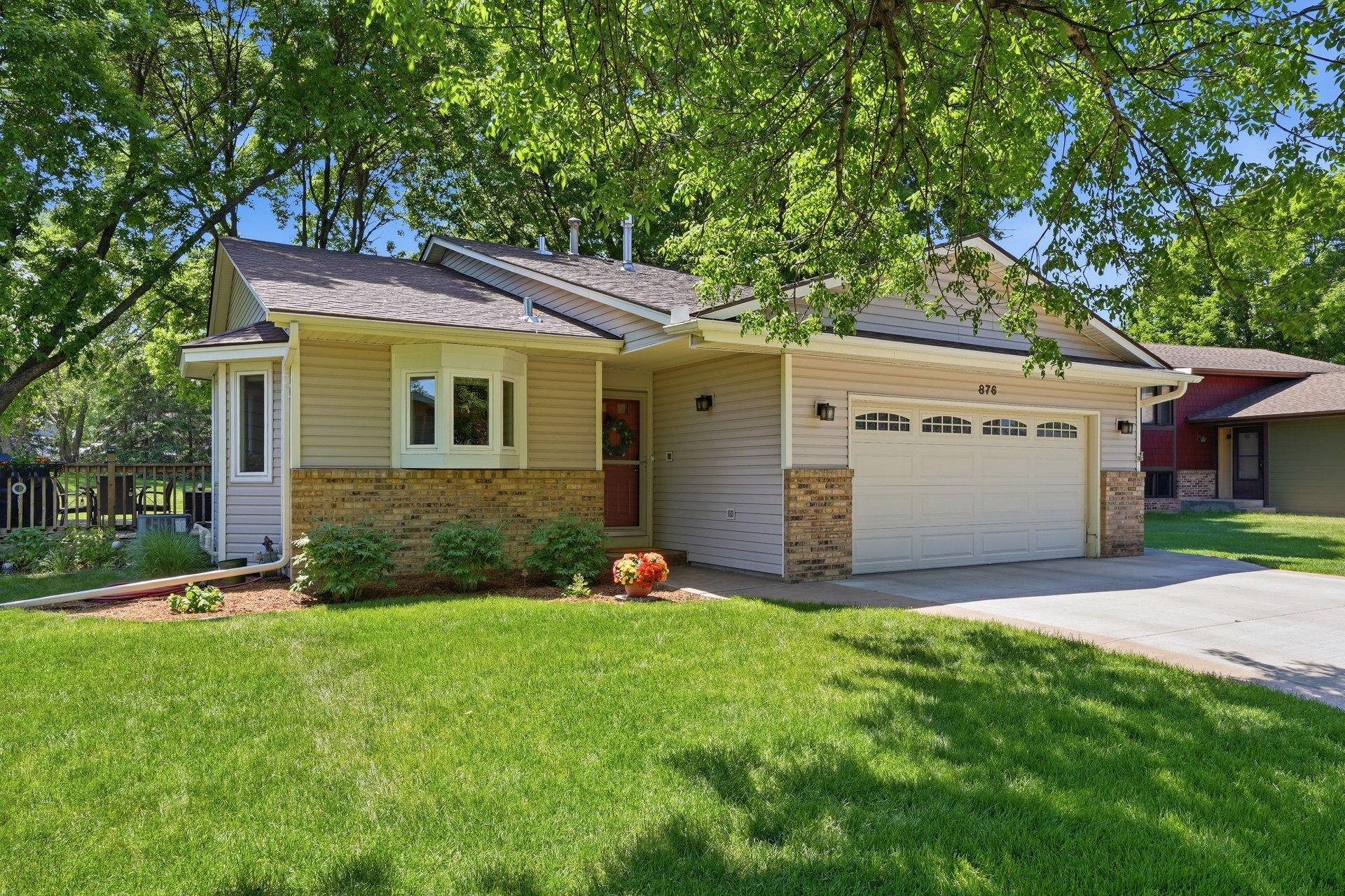 1st image of 876 Curry Trl, Saint Paul, MN 55123 | MLS# 7085005