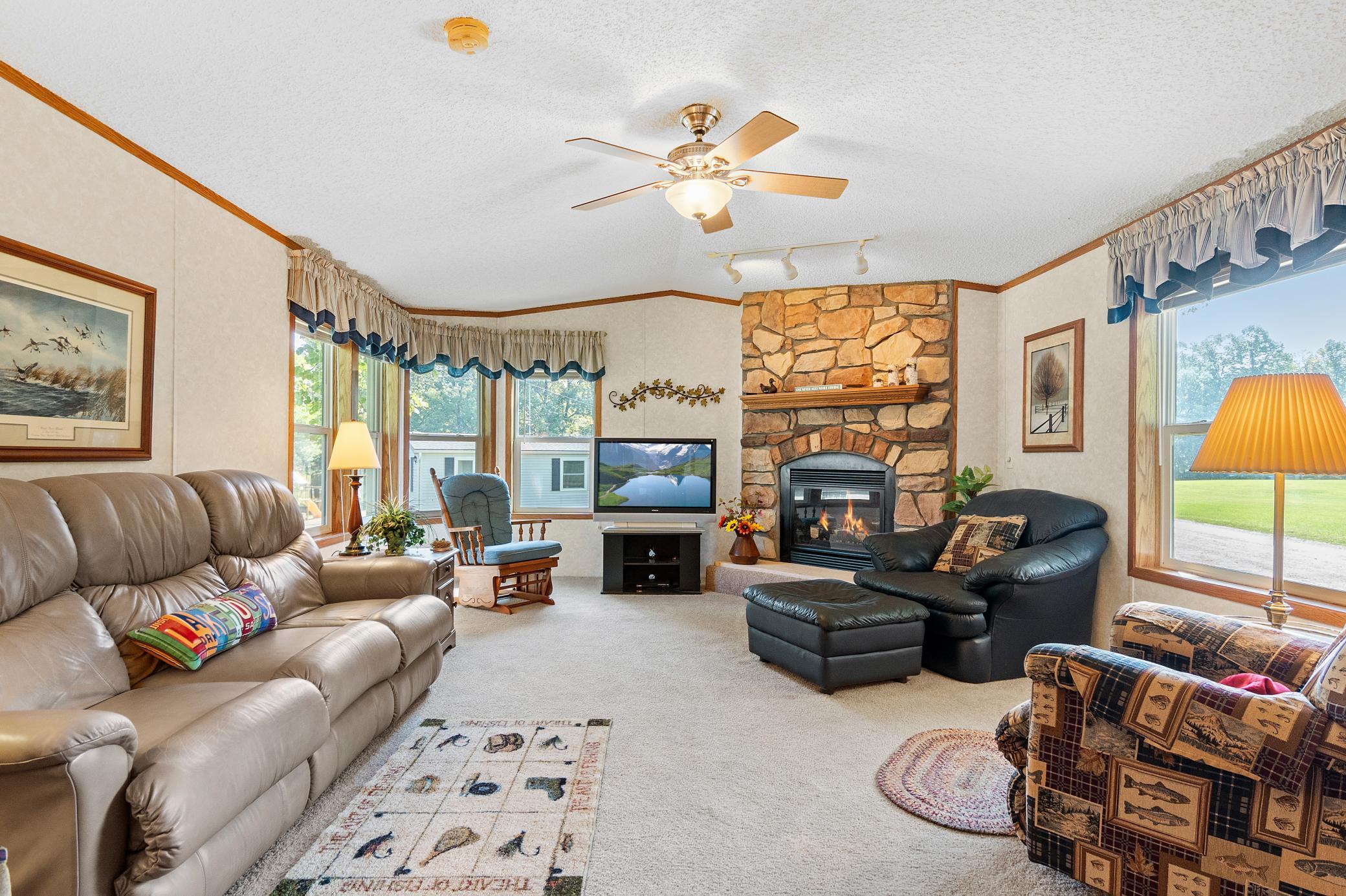 4th image of 12935 Miltona Bay Rd Ne #11, Alexandria, MN 56308 | MLS# 7085161