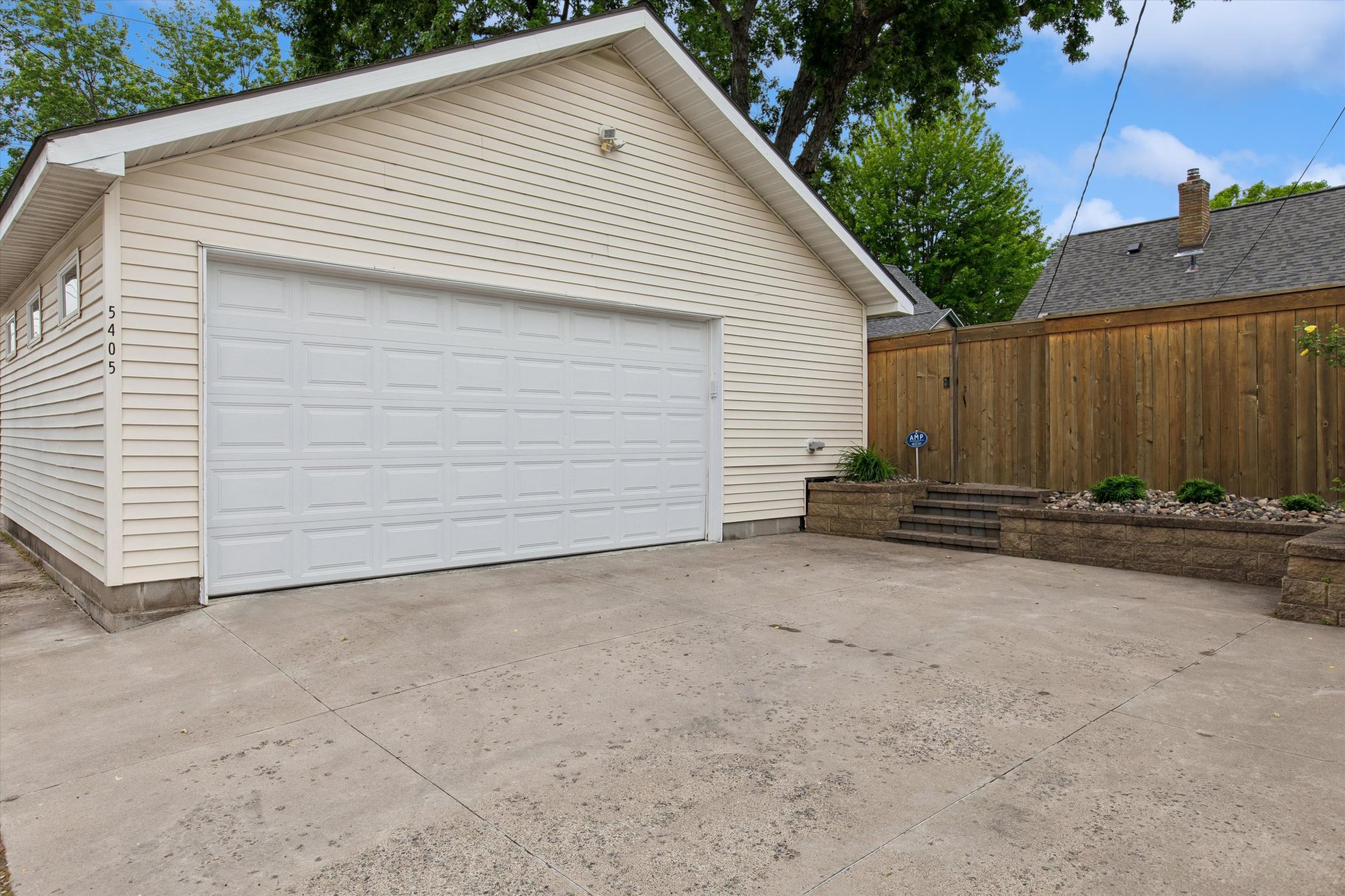 Homes for sale in Minneapolis, MN | 5405 30Th Ave S, Minneapolis, MN 55417 | MLS# 7085311