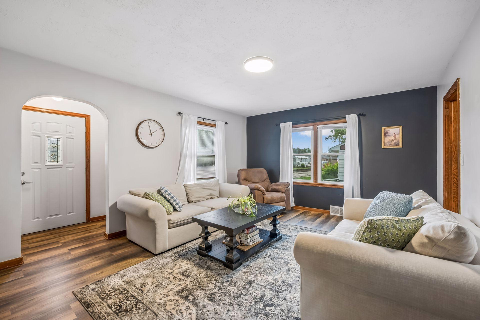 Homes for sale in Silver Lake, MN | 213 Queen Ave Nw, Silver Lake, MN 55381 | MLS# 7085394
