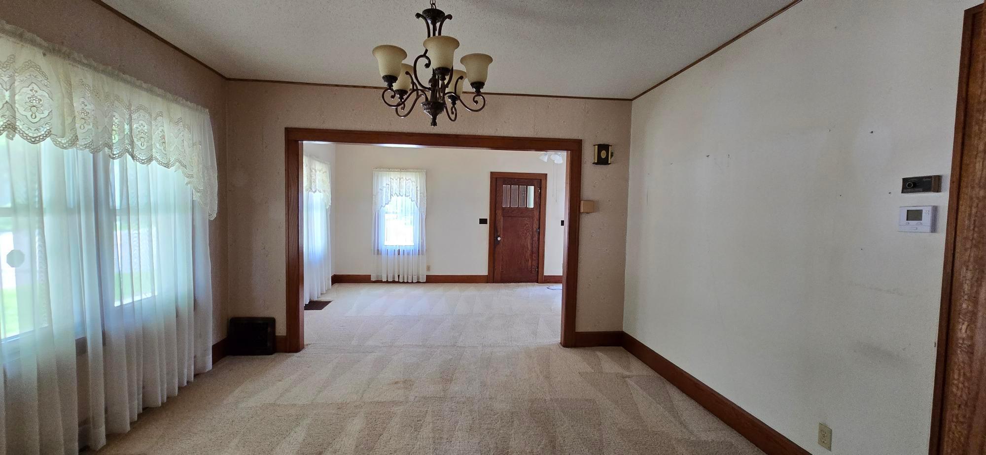 Homes for sale in Albert Lea, MN | 212 E 5Th St, Albert Lea, MN 56007 | MLS# 7085600