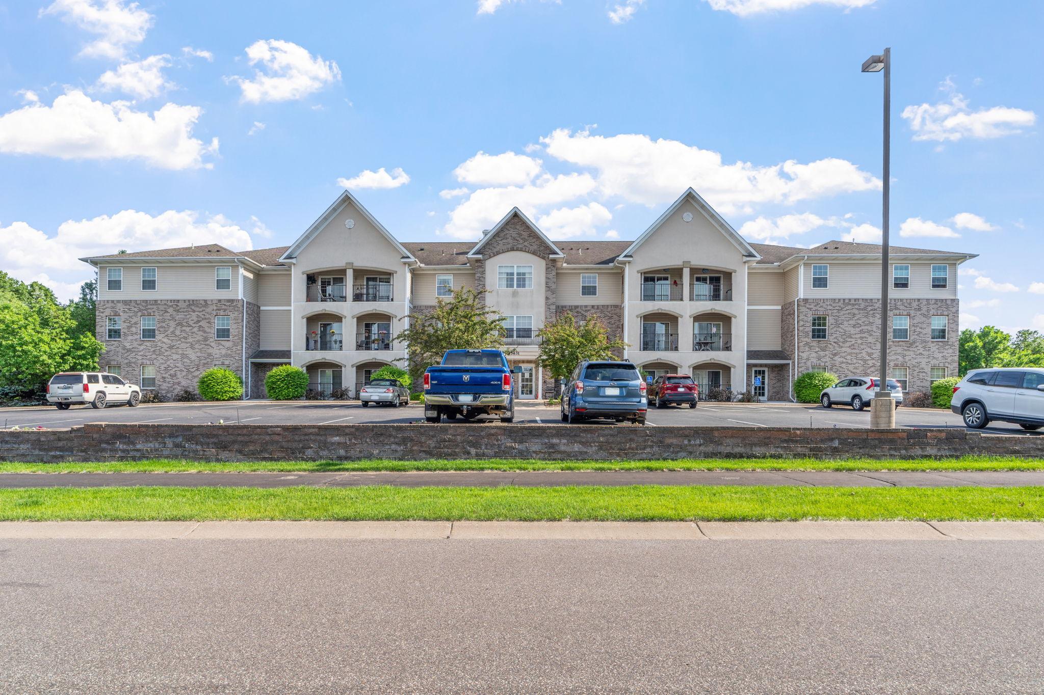 27th image of 15631 Linnet St Nw #3-202, Andover, MN 55304 | MLS# 7085605