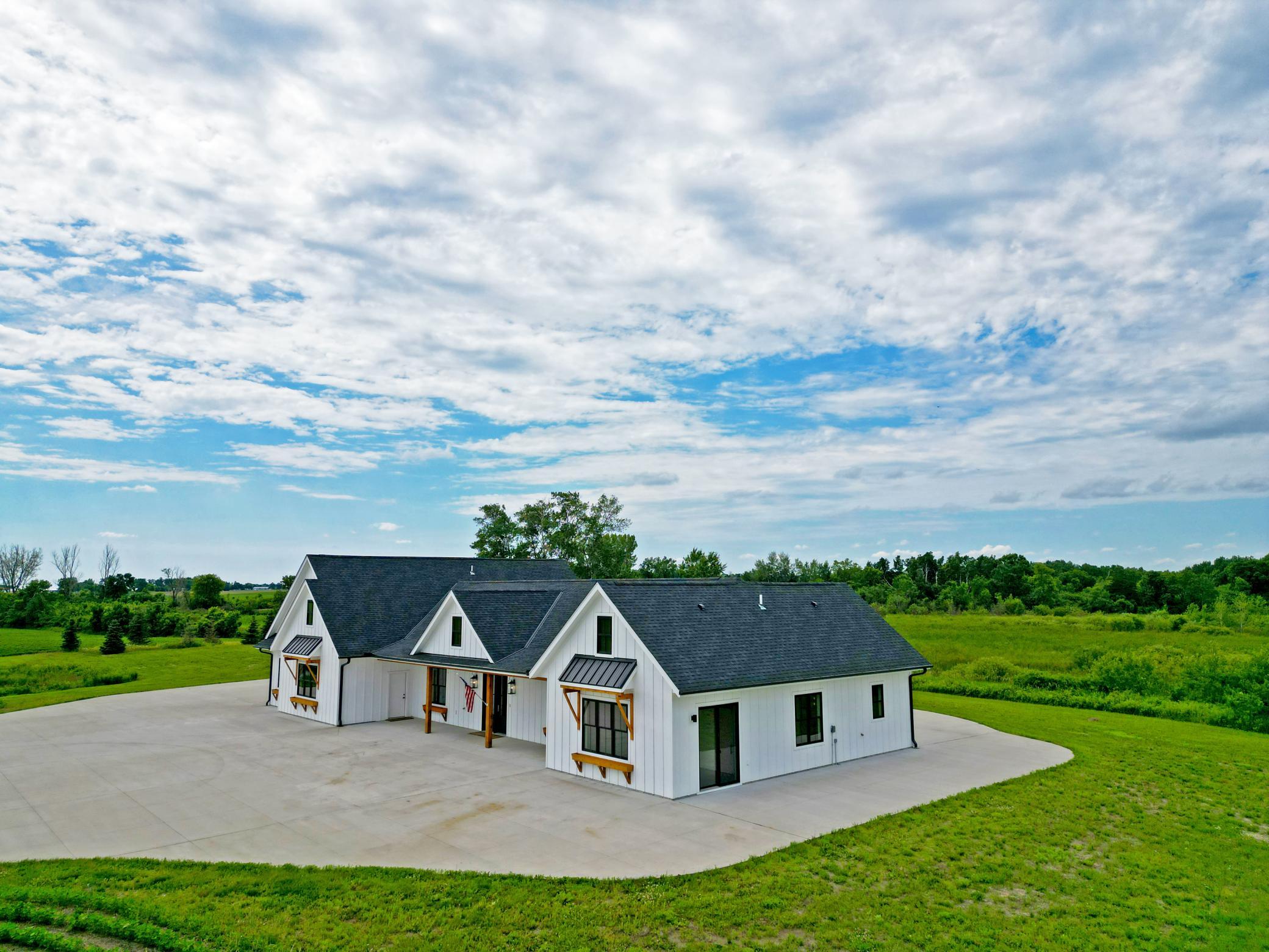2nd image of 1383 120th St Ne, Monticello, MN 55362 | MLS# 7085664