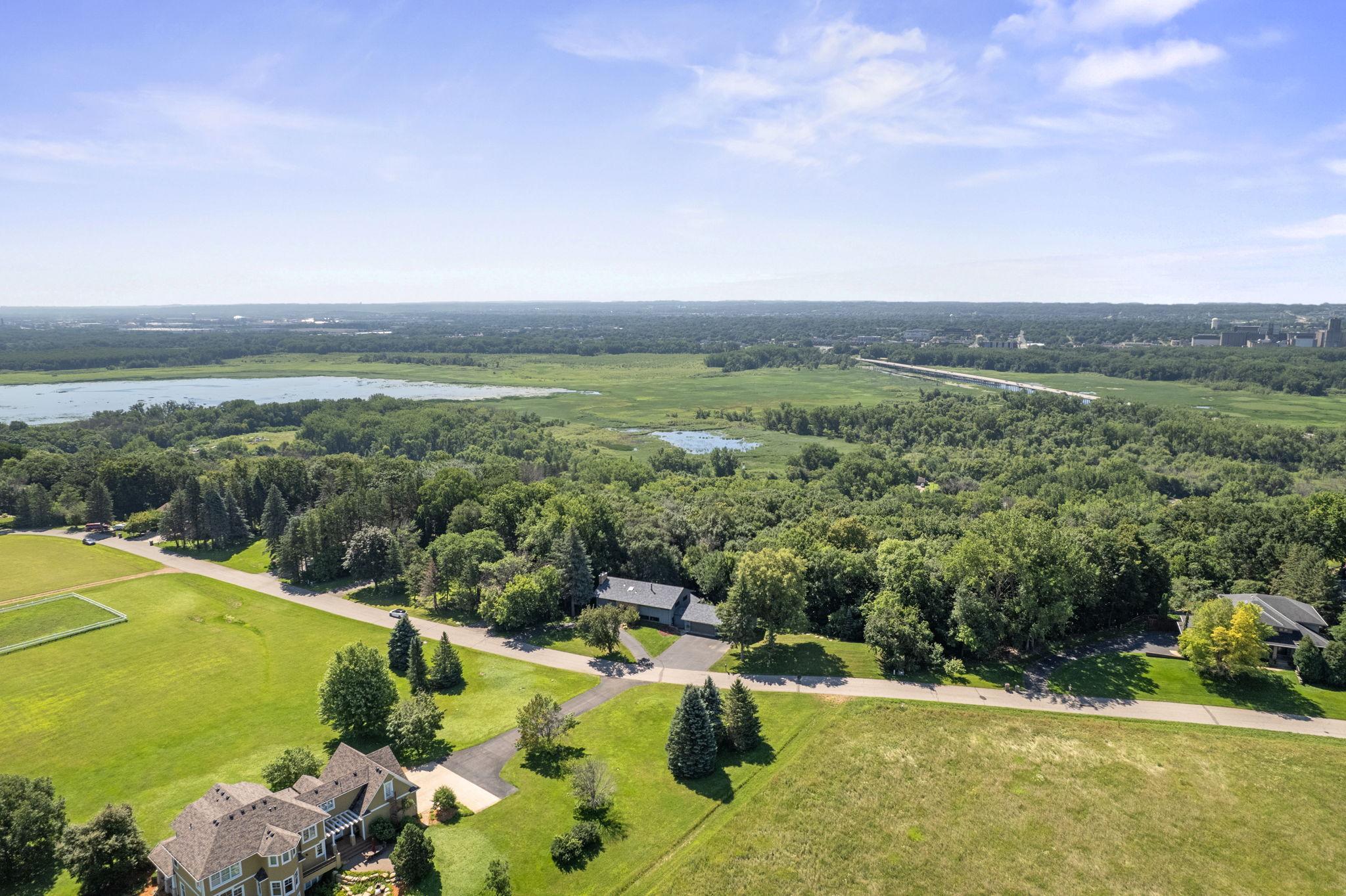 5th image of 565 Lakota Ln, Chaska, MN 55318 | MLS# 7085707