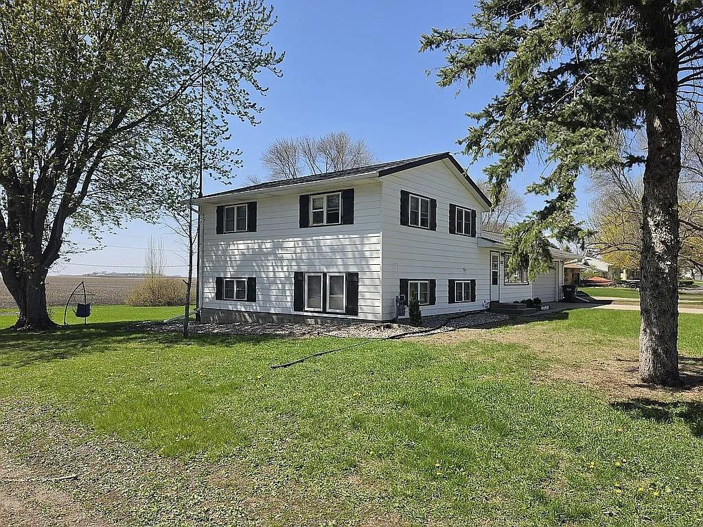 Homes for sale in Clara City, MN | 1107 4Th St Nw, Clara City, MN 56222 | MLS# 7085731