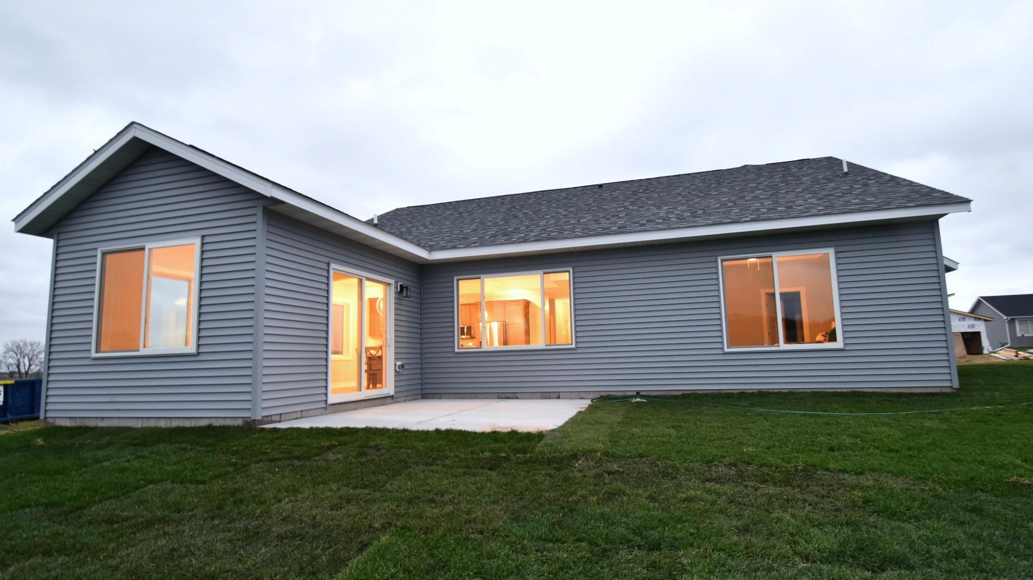 2nd image of 106 Fairway St, Zumbrota, MN 55992 | MLS# 7085827