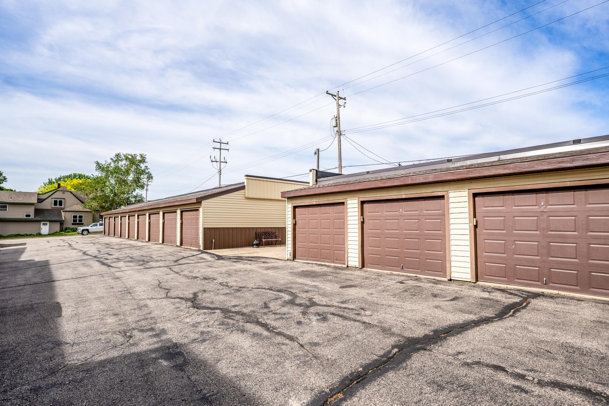 25th image of 151 Lake Ave N #102, Spicer, MN 56288 | MLS# 7085903