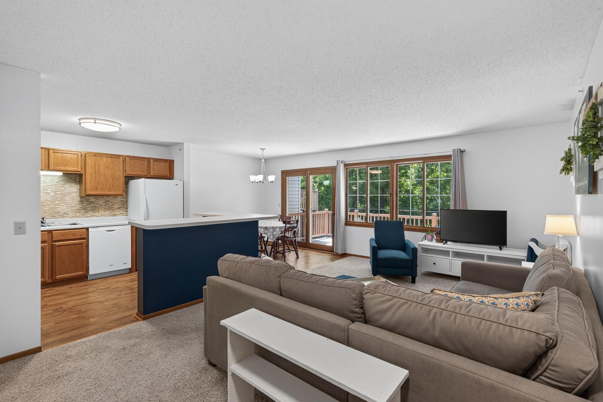 Homes for sale in Eden Prairie, MN | 15155 Lesley Ln, Eden Prairie, MN 55346 | MLS# 7086172