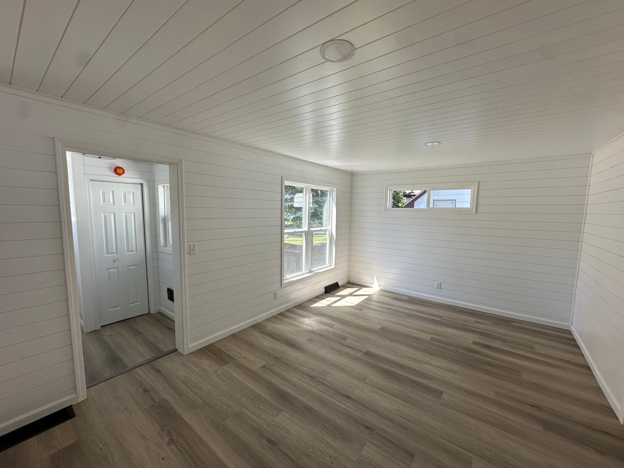 5th image of 922 Tindolph Ave S, Thief River Falls, MN 56701 | MLS# 7086373