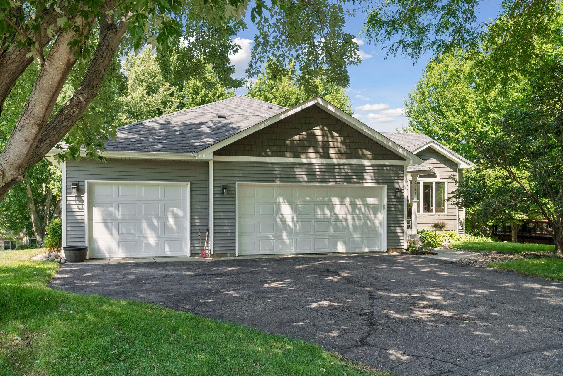 3rd image of 2105 Grimm Rd, Chaska, MN 55318 | MLS# 7086486
