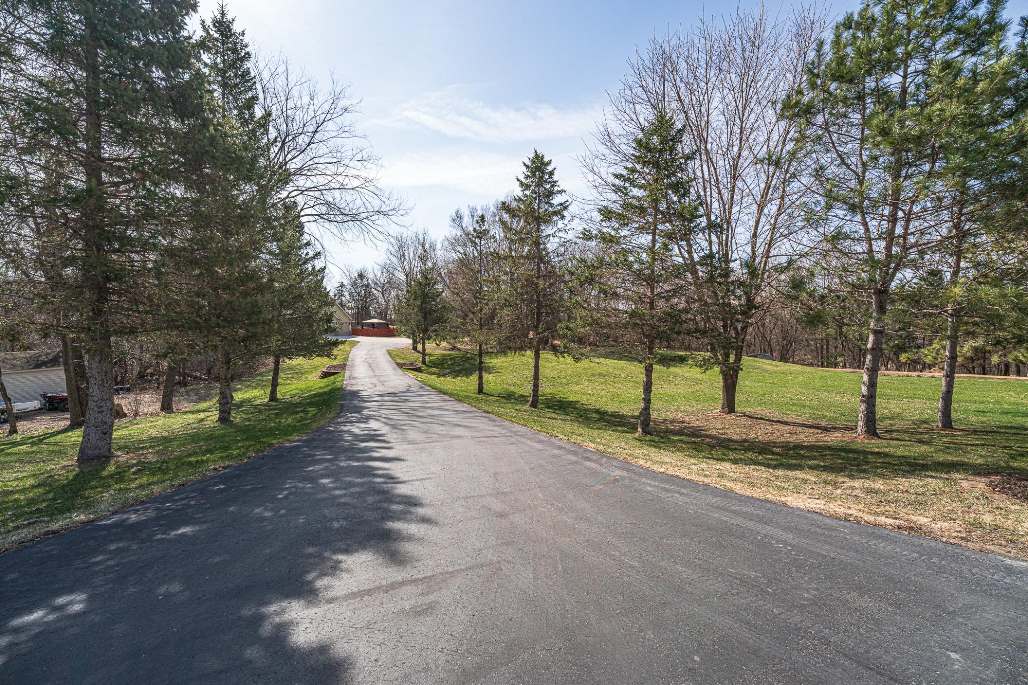 4th image of 20881 Lake Ridge Dr, Prior Lake, MN 55372 | MLS# 7086987