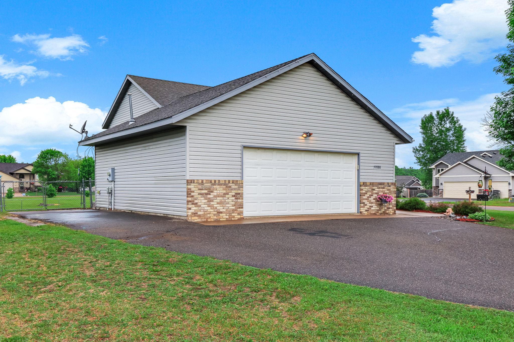 Homes for sale in North Branch, MN | 37888 Hawthorne Ave, North Branch, MN 55056 | MLS# 7087047
