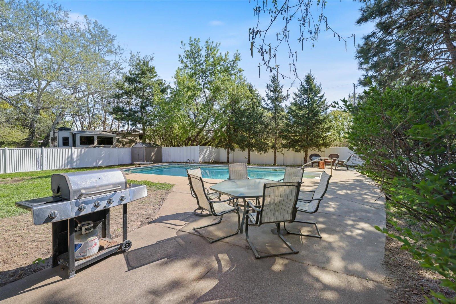 Homes for sale in Mahtomedi, MN | 512 Hyde Ave N, Mahtomedi, MN 55115 | MLS# 7087058