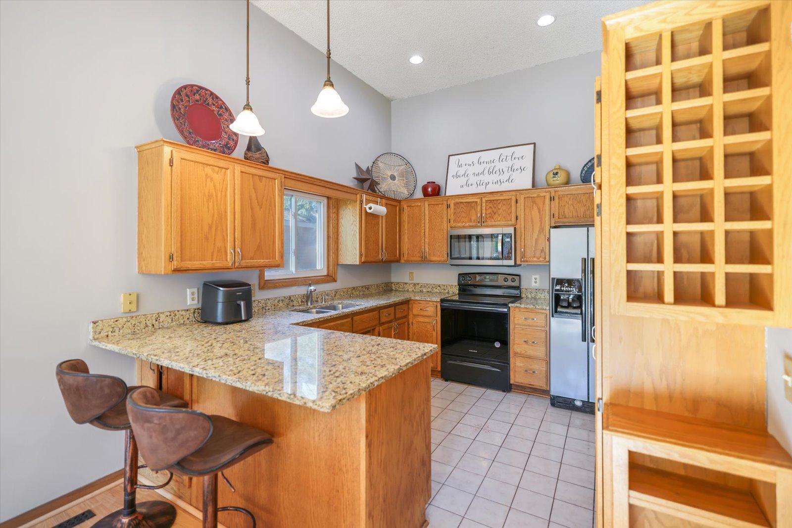 Homes for sale in Mahtomedi, MN | 512 Hyde Ave N, Mahtomedi, MN 55115 | MLS# 7087058