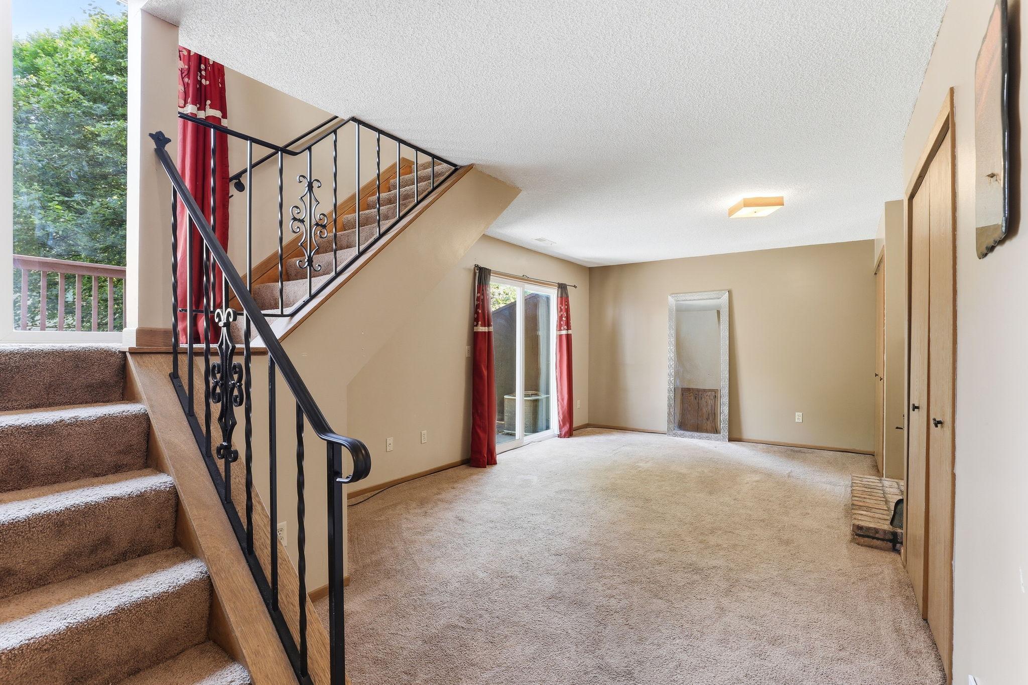 3rd image of 8709 Maplebrook Pkwy N, Brooklyn Park, MN 55445 | MLS# 7087112