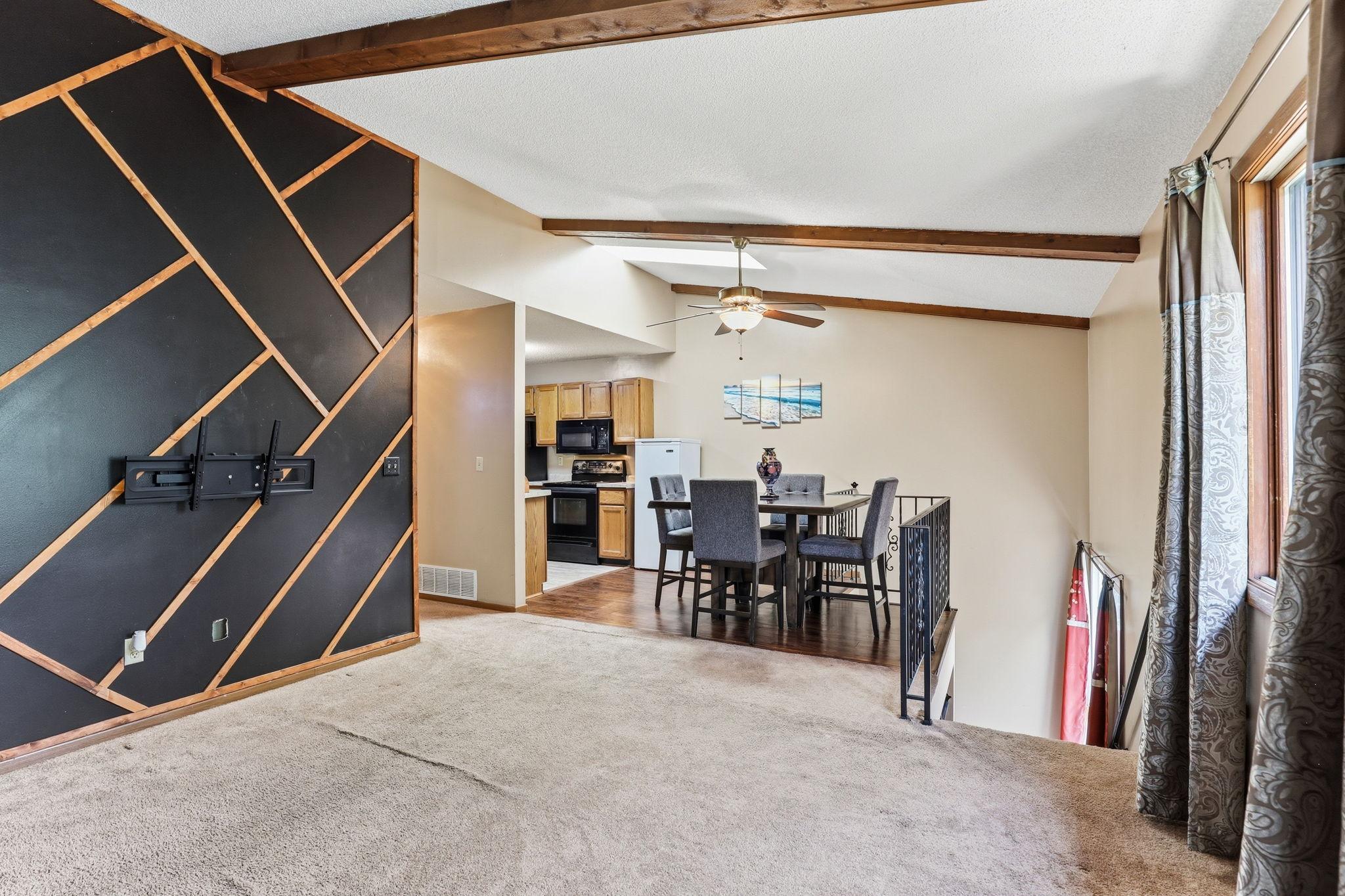 4th image of 8709 Maplebrook Pkwy N, Brooklyn Park, MN 55445 | MLS# 7087112