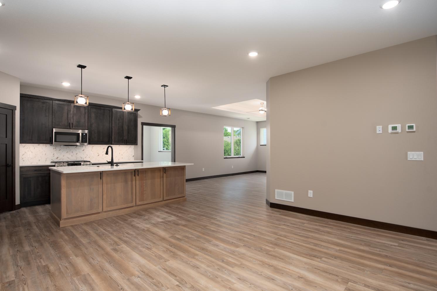 3rd image of 216 Dancing Waters Cir, Mankato, MN 56001 | MLS# 7087190