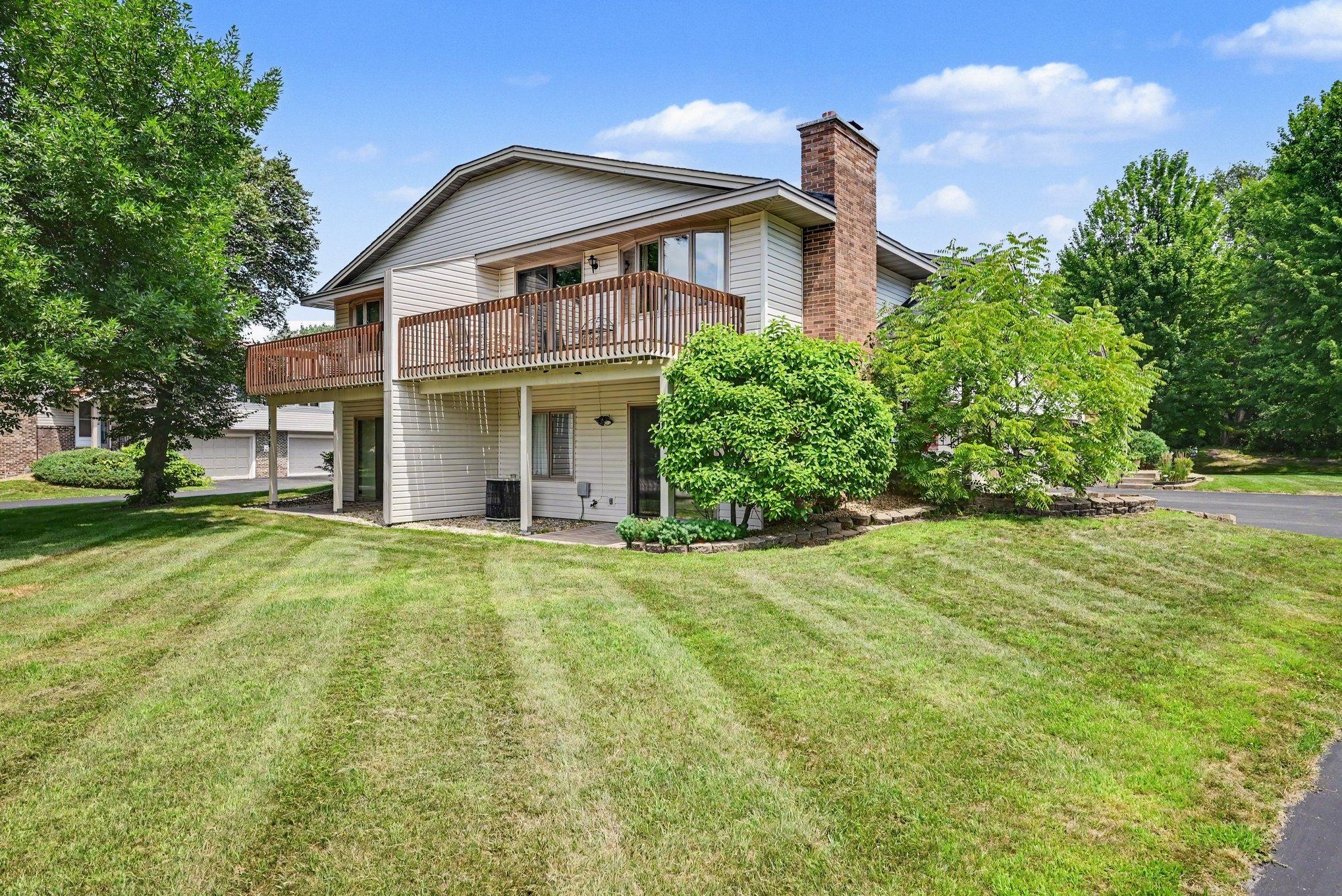 Homes for sale in Shoreview, MN | 5654 Chatsworth St N, Shoreview, MN 55126 | MLS# 7087239