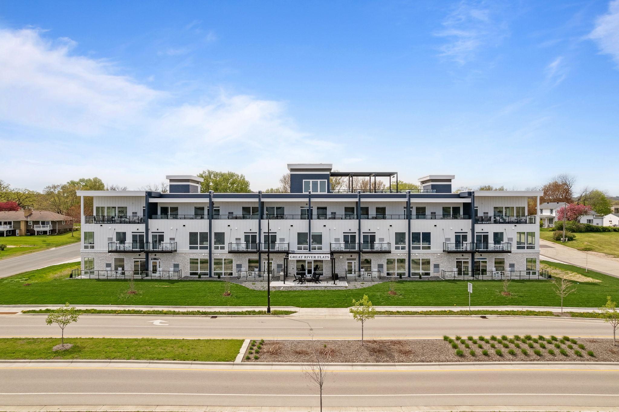 1st image of 907 N Lakeshore Dr #207, Lake City, MN 55041 | MLS# 7087240