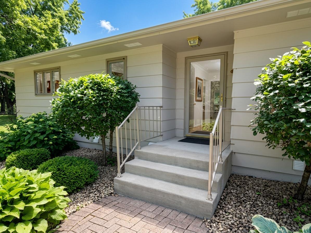 5th image of 610 Woodland Dr, Fergus Falls, MN 56537 | MLS# 7087262