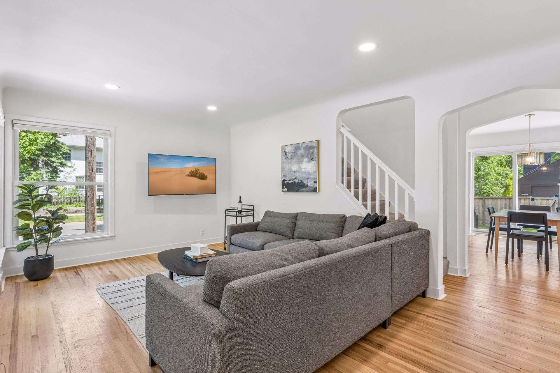 3rd image of 4201 Ewing Ave S, Minneapolis, MN 55410 | MLS# 7087322