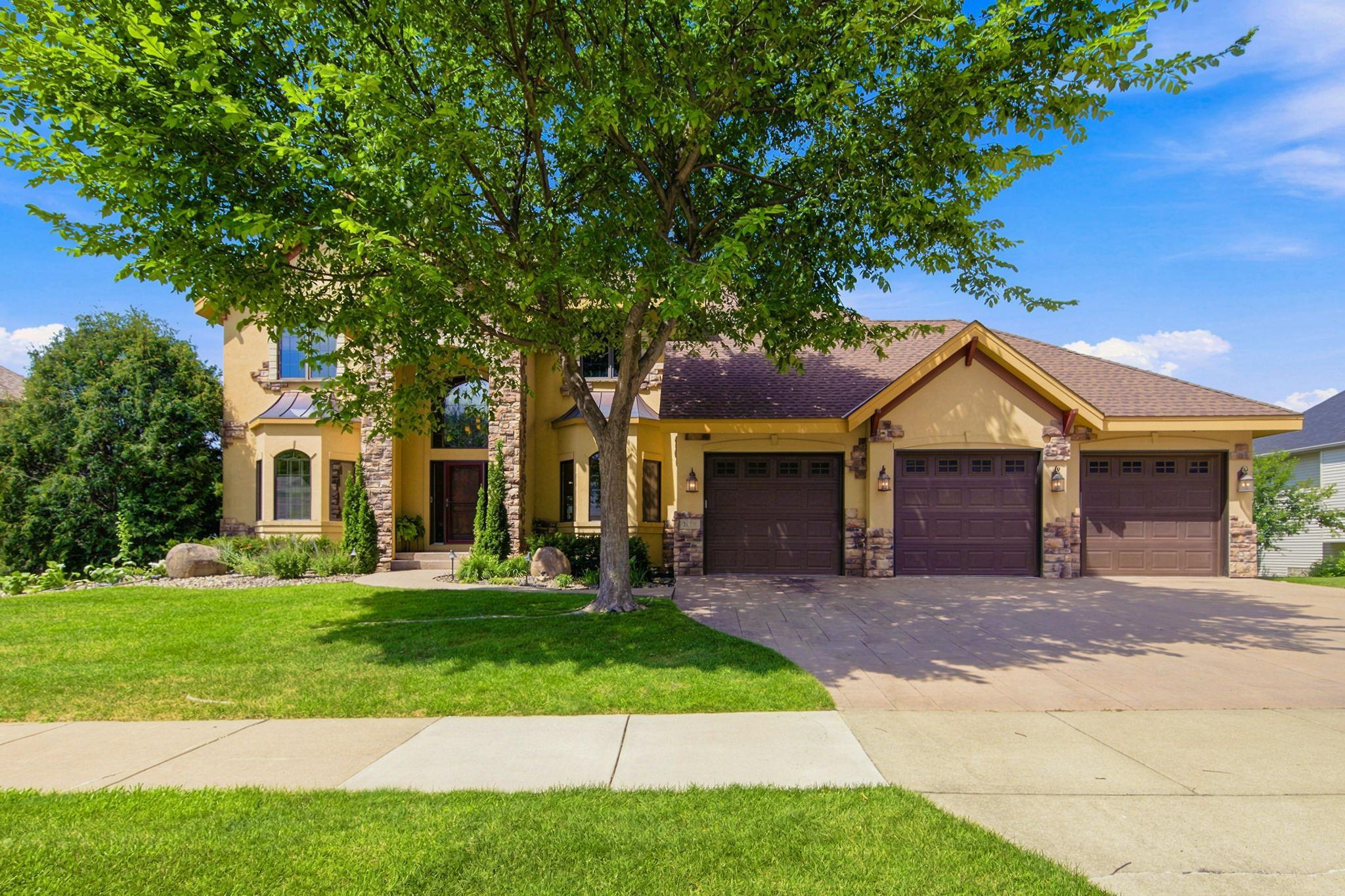 1st image of 1008 Newhall Dr, Faribault, MN 55021 | MLS# 7087503