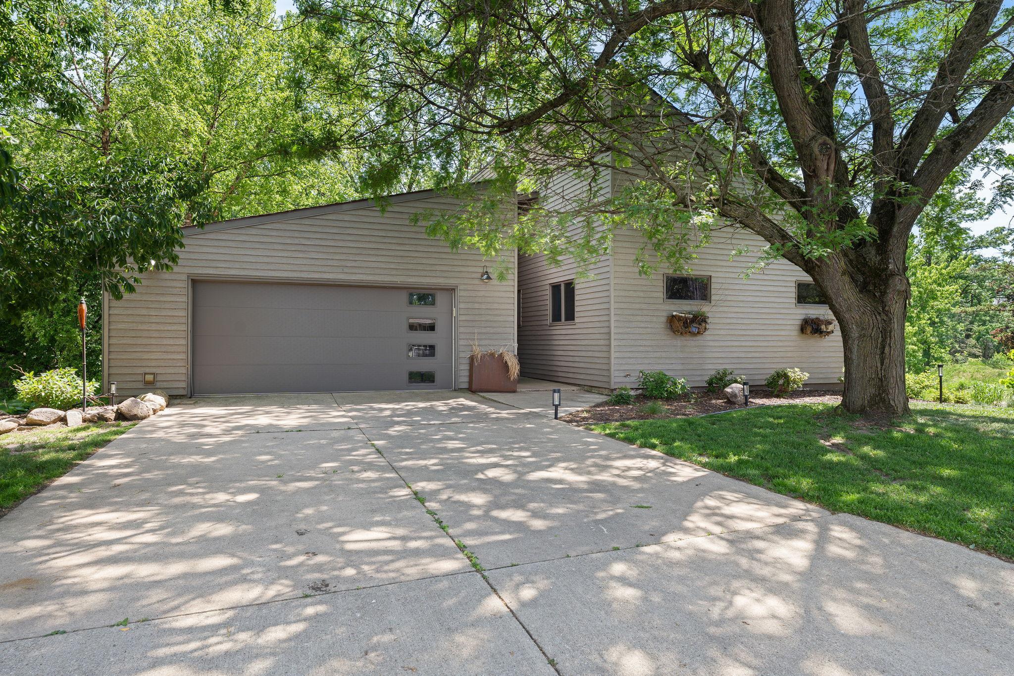 1st image of 2006 11th Ave Ne, Austin, MN 55912 | MLS# 7087514