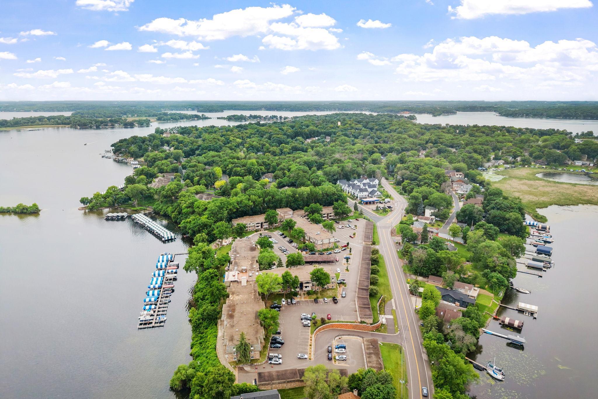 52nd image of 4407 Wilshire Blvd #305, Mound, MN 55364 | MLS# 7087527