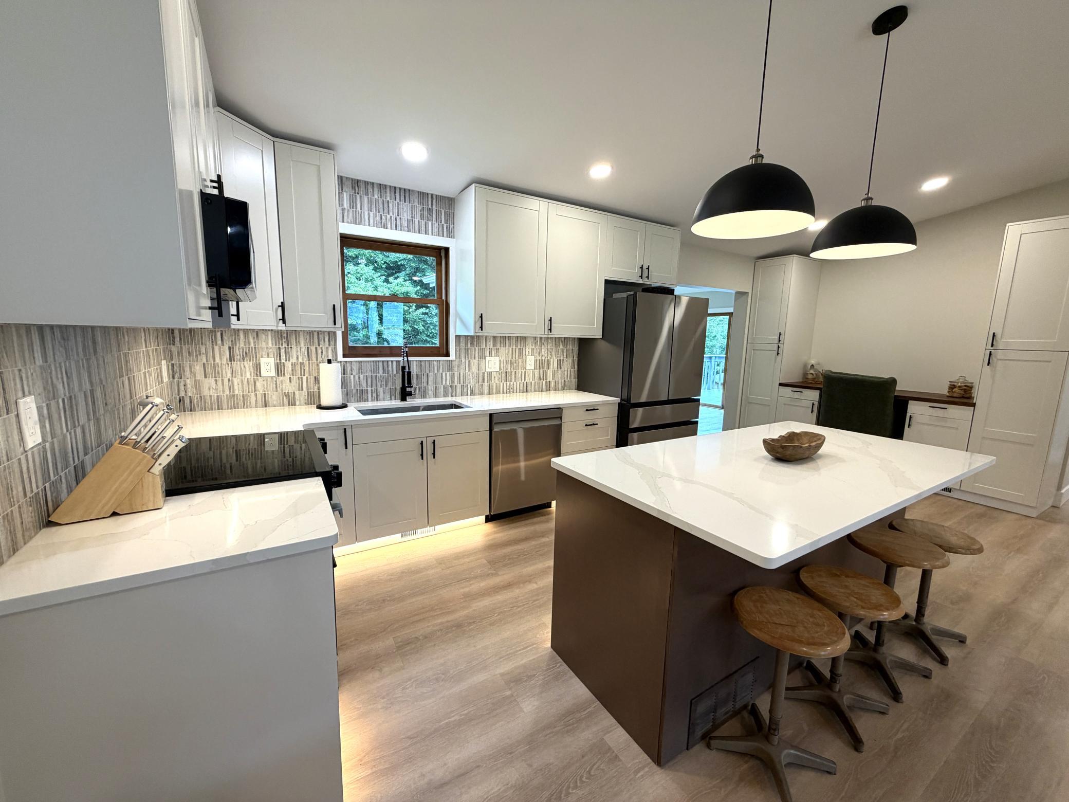 2nd image of 189 Mcintosh E, La Crescent, MN 55947 | MLS# 7087567
