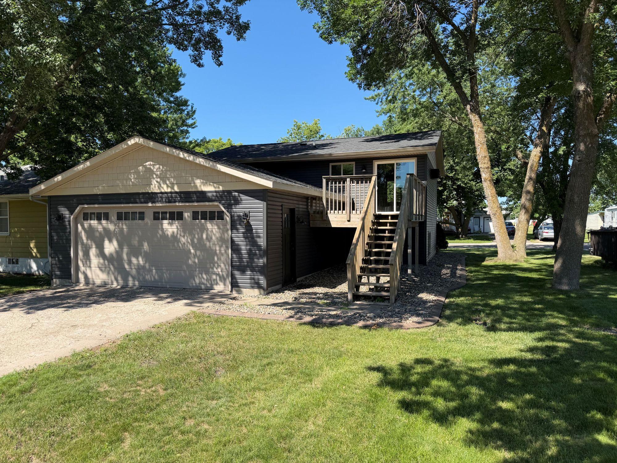 1st image of 113 Cedar St S, Sauk Centre, MN 56378 | MLS# 7087578
