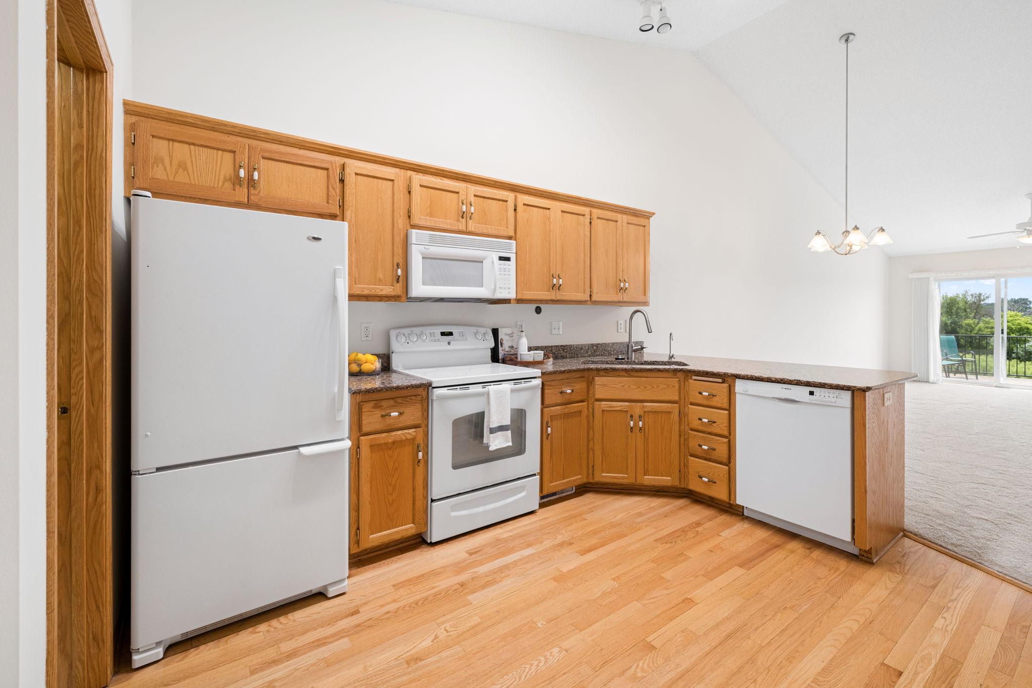 2nd image of 1805 Lakeridge Wy, Waconia, MN 55387 | MLS# 7087667