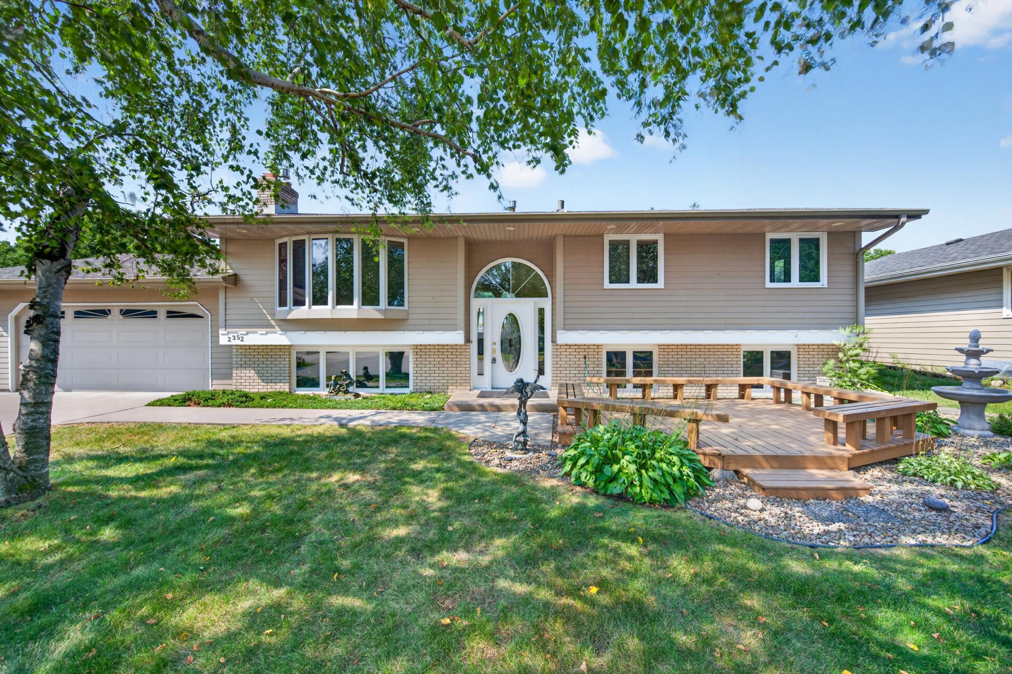 1st image of 2352 Sioux Ct, Saint Paul, MN 55112 | MLS# 7088040