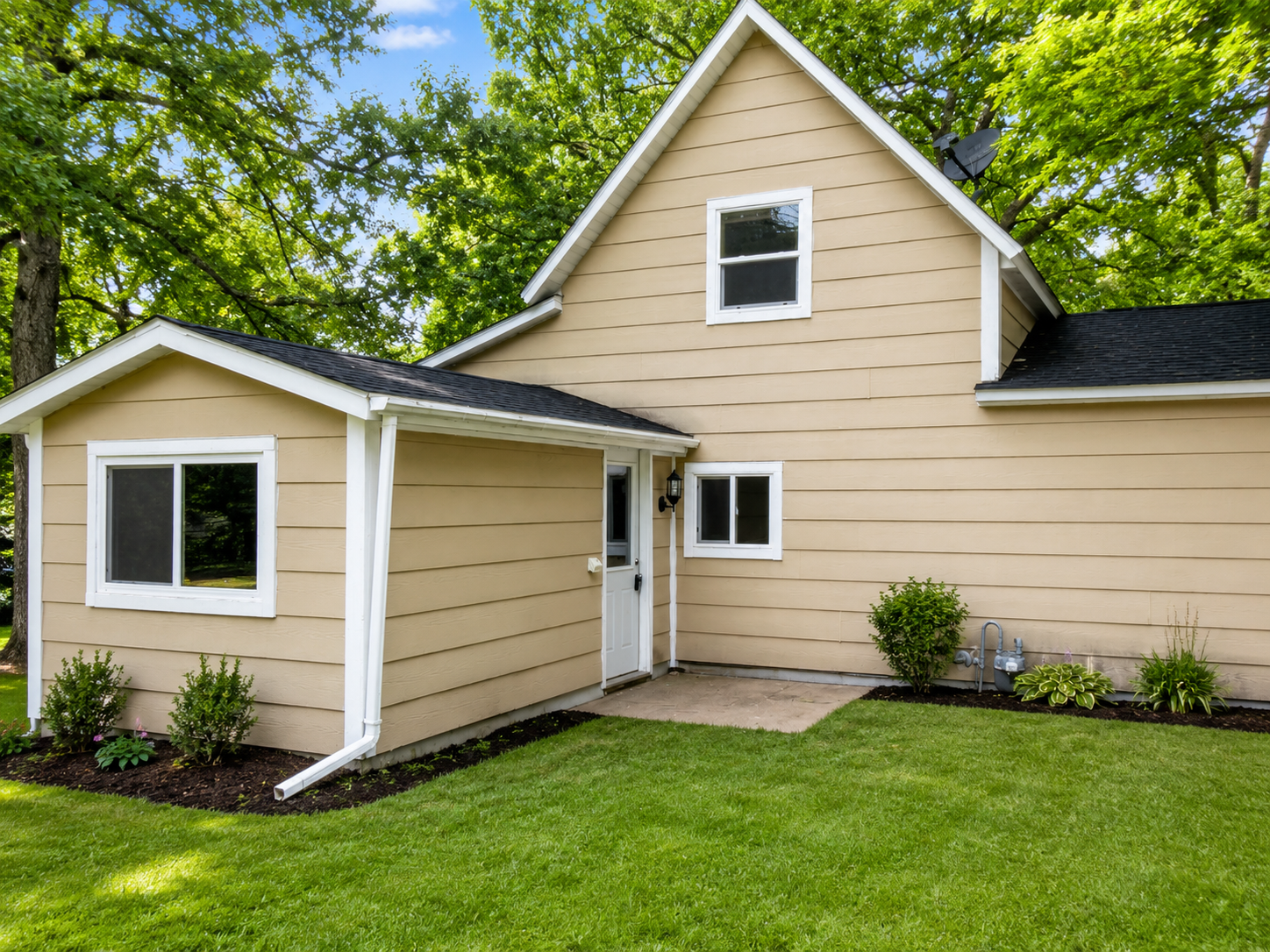 Homes for sale in New York Mills, MN | 404 E Gilman St, New York Mills, MN 56567 | MLS# 7088267