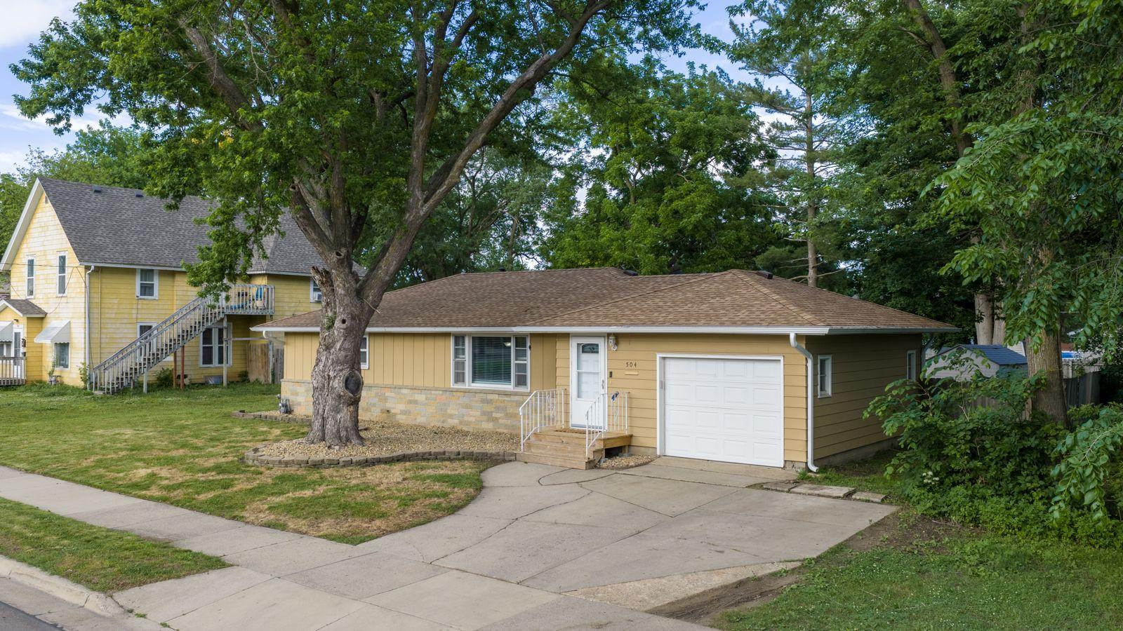2nd image of 504 Nw 14th St Nw, Austin, MN 55912 | MLS# 7088272