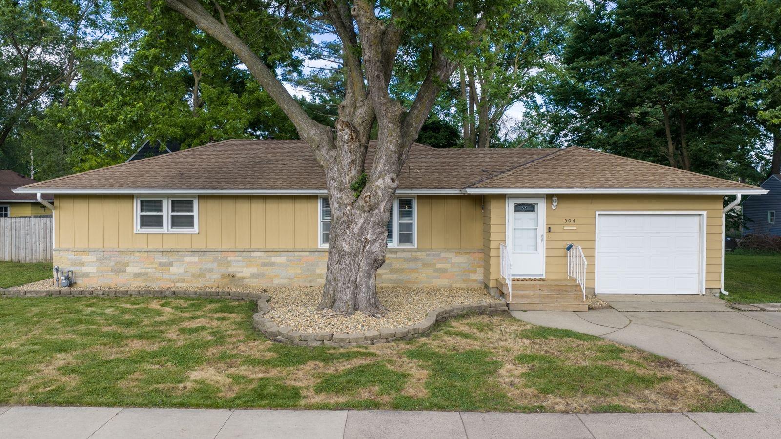1st image of 504 Nw 14th St Nw, Austin, MN 55912 | MLS# 7088272