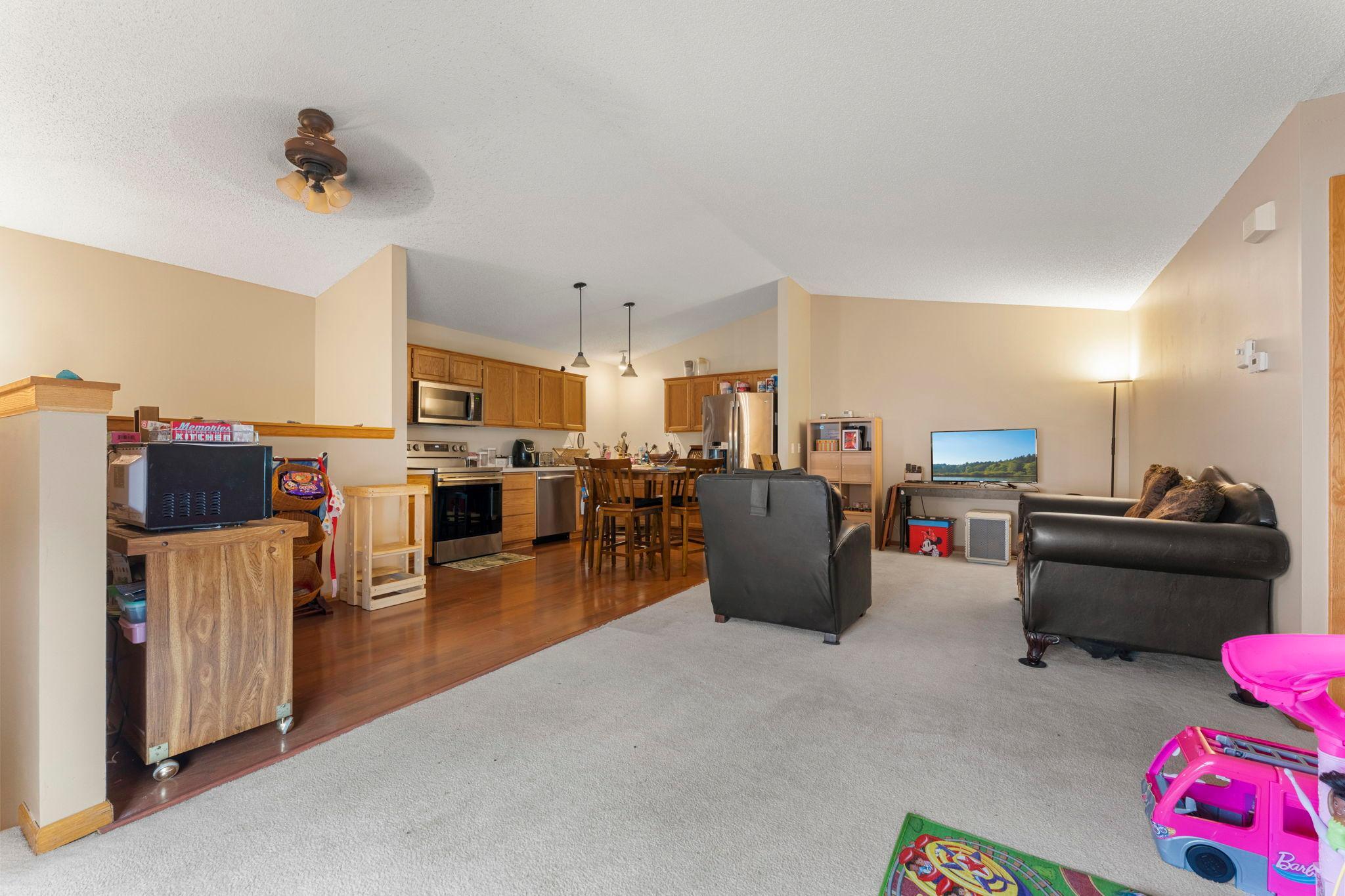 2nd image of 11109 Frankfort Pkwy Ne, Saint Michael, MN 55376 | MLS# 7088398