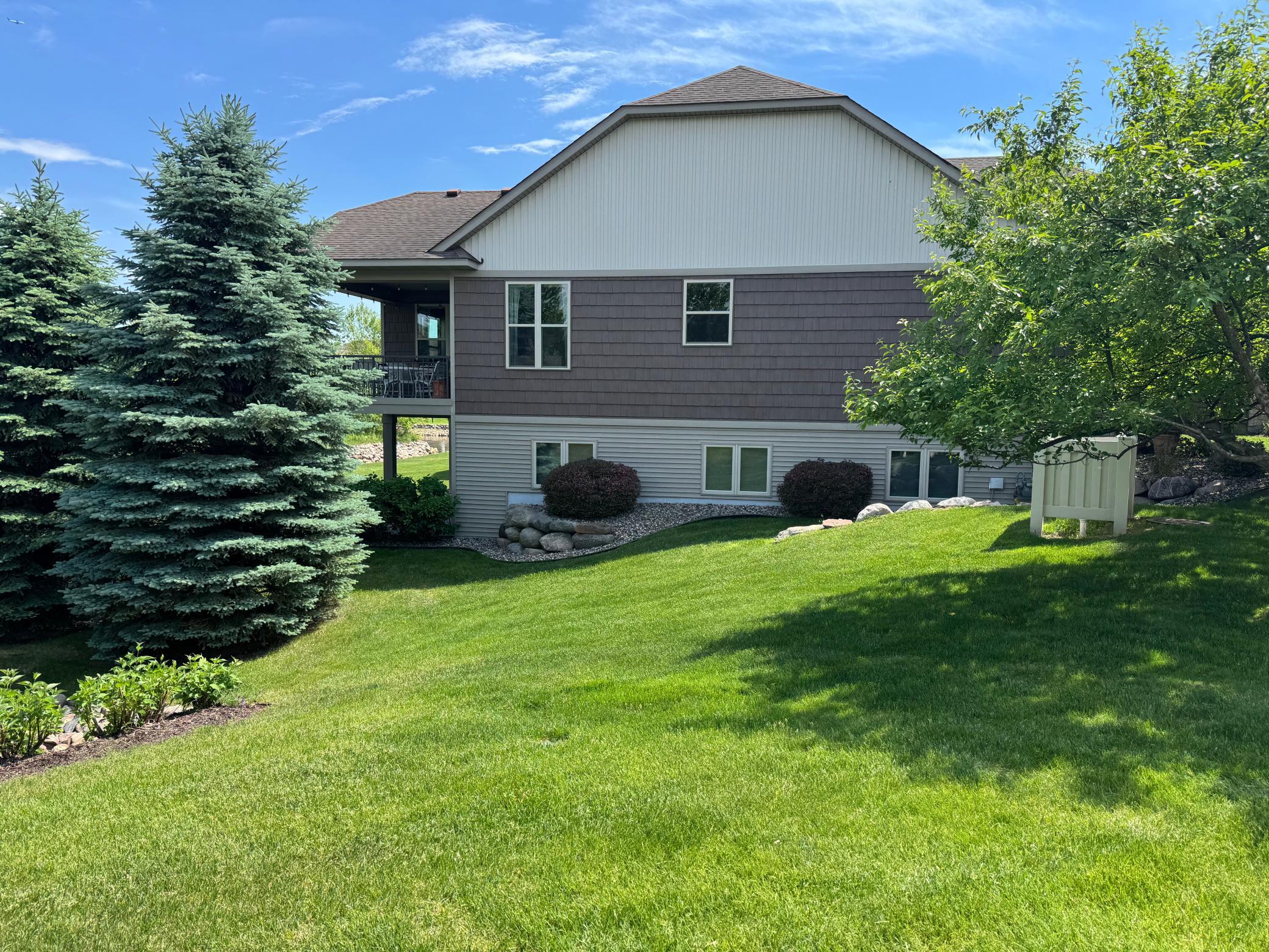 25th image of 10788 Lyndale Bluffs Trl, Minneapolis, MN 55420 | MLS# 7088409