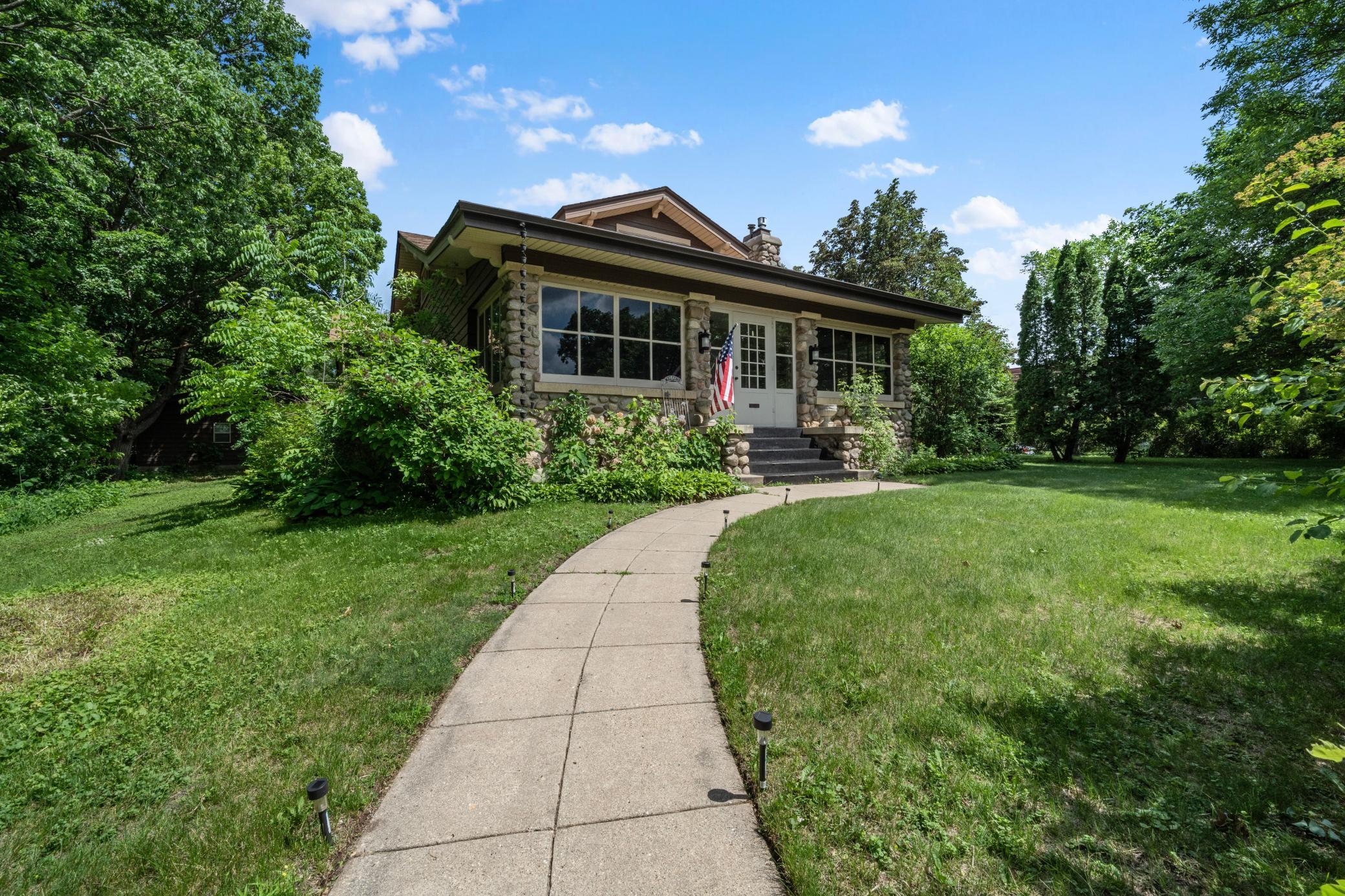 2nd image of 721 Cedar St, Alexandria, MN 56308 | MLS# 7088528