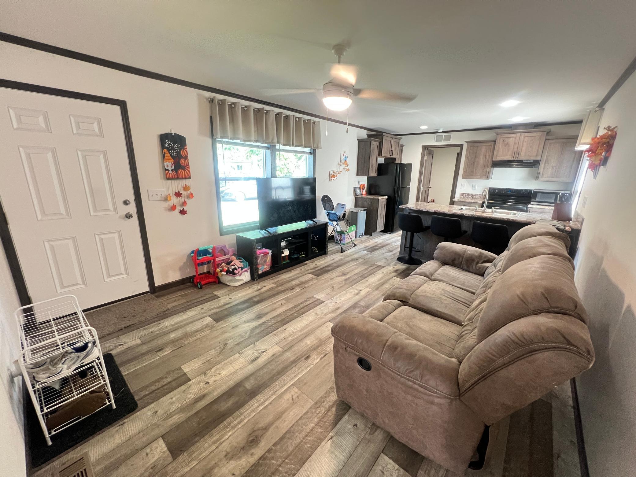 2nd image of 517 Begonia Ln, Altoona, WI 54720 | MLS# 7088555