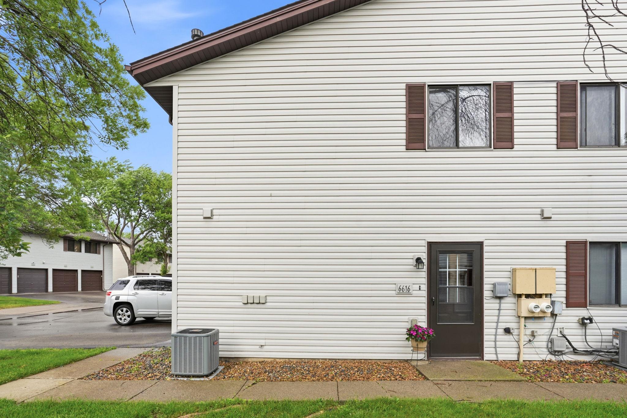 2nd image of 6616 84th Ct N, Brooklyn Park, MN 55445 | MLS# 7088914