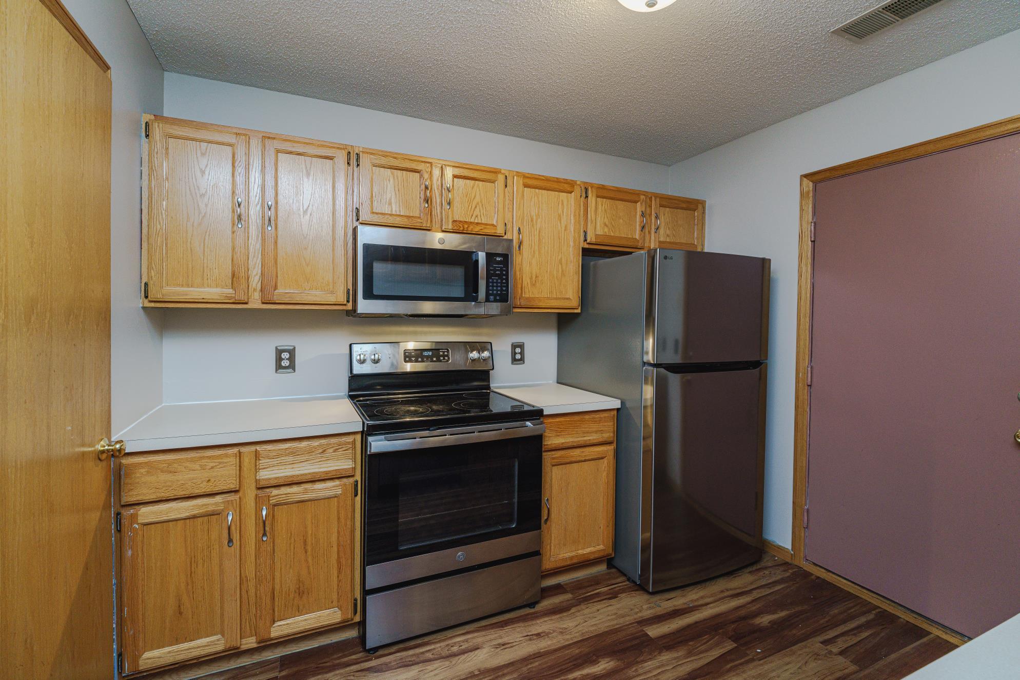 4th image of 2005 Southcross Dr W #1003, Burnsville, MN 55306 | MLS# 7088930