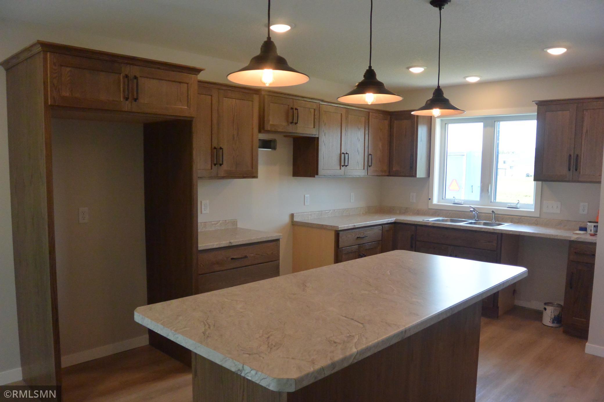 4th image of 1506 Elsie Dr N, Glencoe, MN 55336 | MLS# 7088956