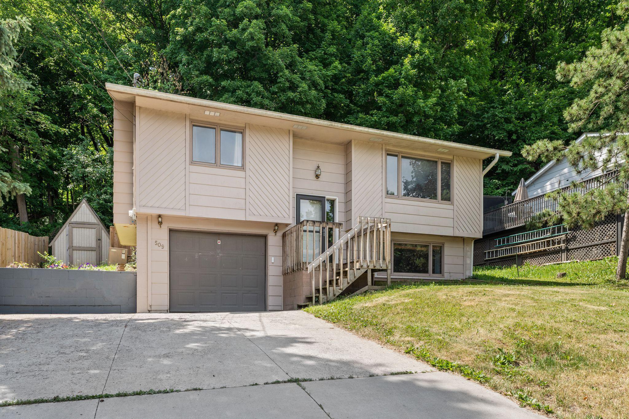 21st image of 509 Mill St E, Cannon Falls, MN 55009 | MLS# 7088976