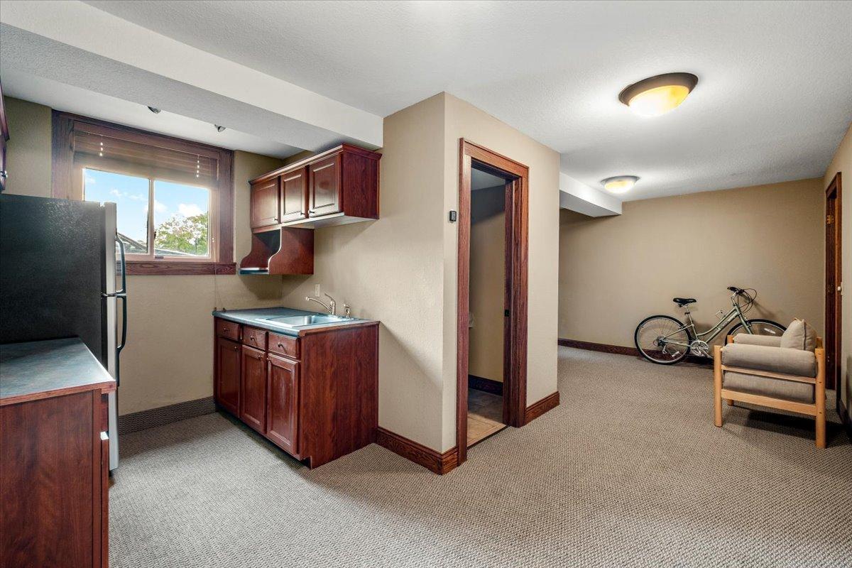 2nd image of 2701 Harriet Ave, Minneapolis, MN 55408
