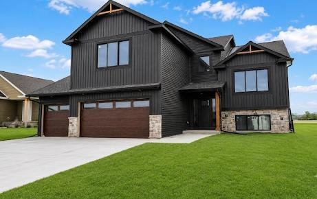 1st image of 348 Highlands Ave, Zumbrota, MN 55992 | MLS# 7089147