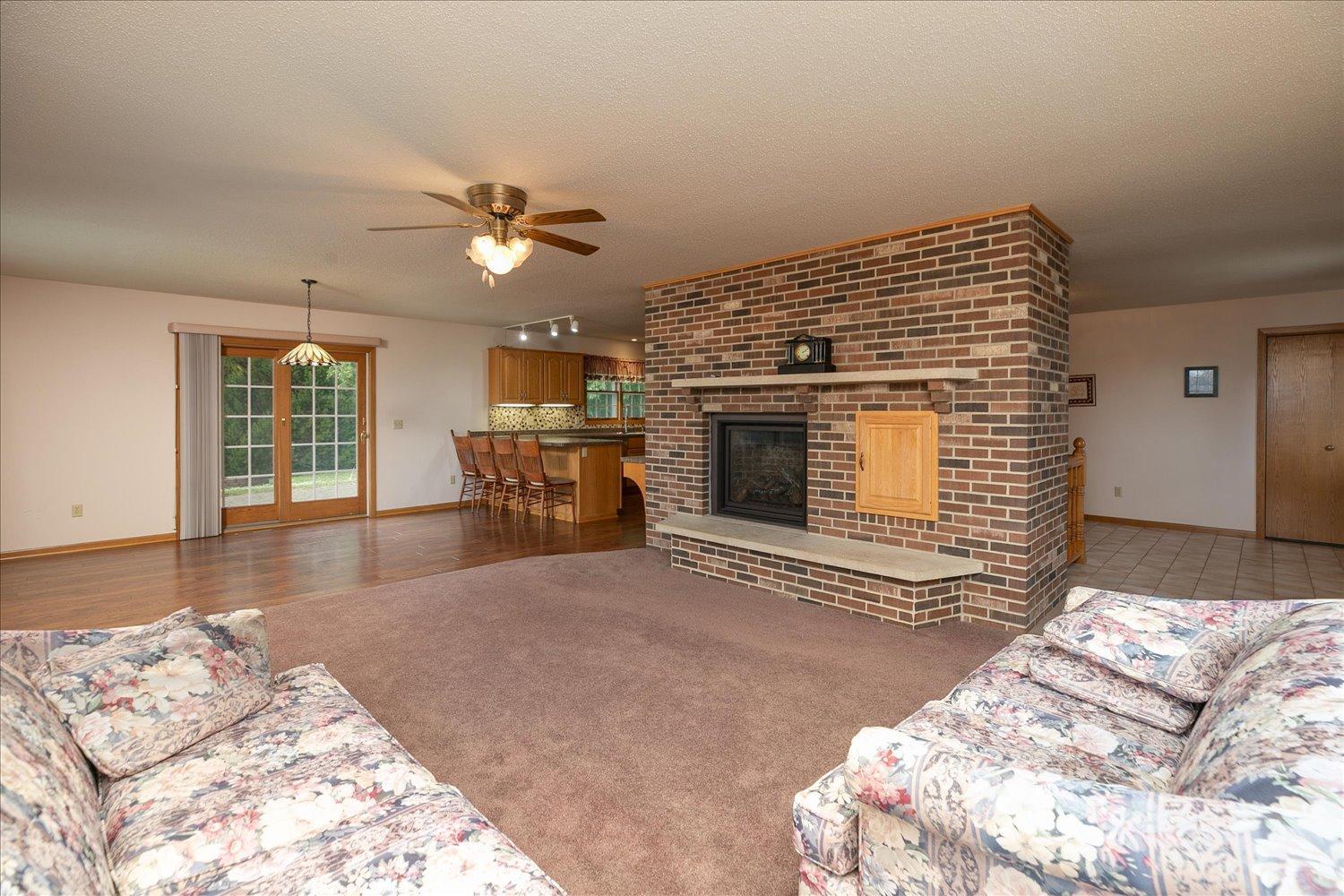 3rd image of 607 Don Dr, Saint Charles, MN 55972 | MLS# 7089148