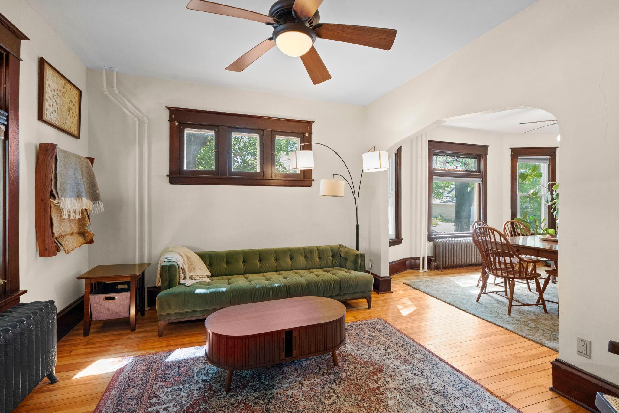 5th image of 922 Armstrong Ave, Saint Paul, MN 55102 | MLS# 7089286