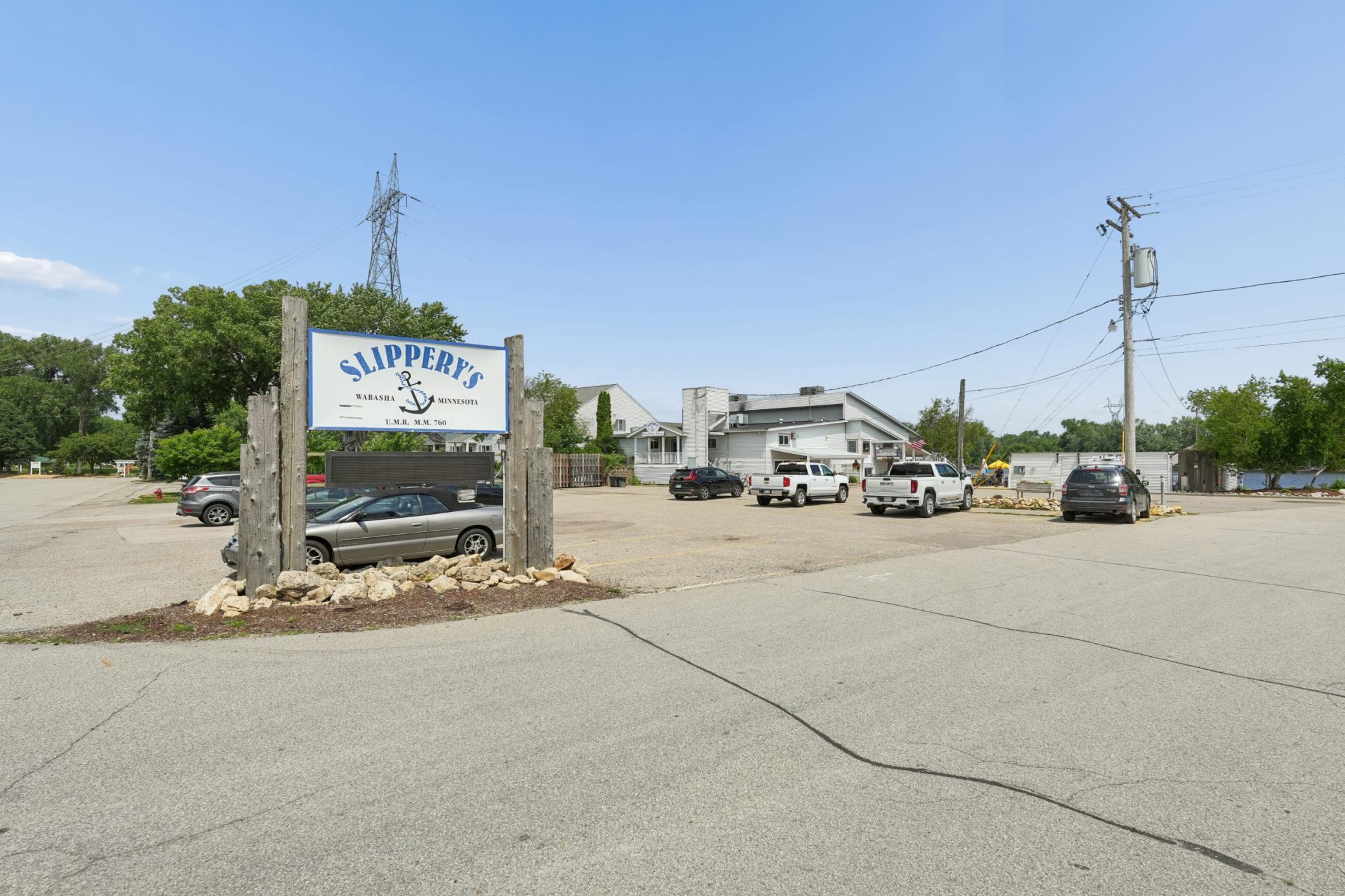 Homes for sale in Wabasha, MN | 248 Main St W, Wabasha, MN 55981 | MLS# 7089496